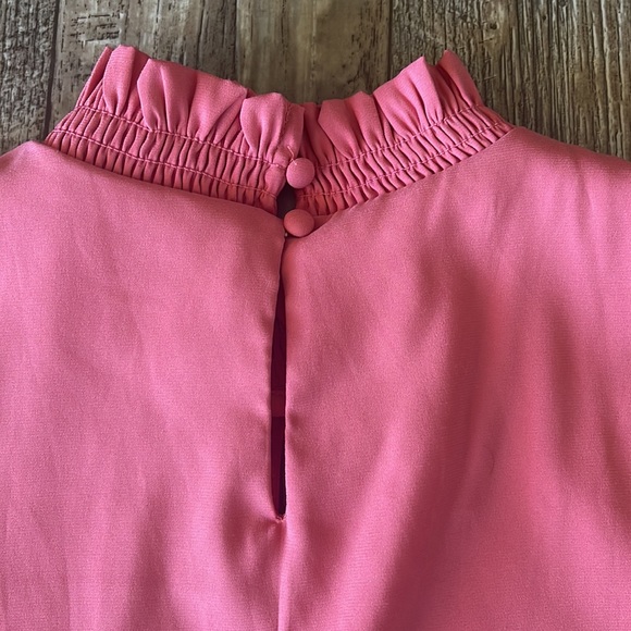 TAHARI BEAUTIFUL WOMEN BLOUSE, SMALL - Picture 6 of 13